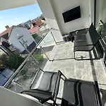Appartement Kari *