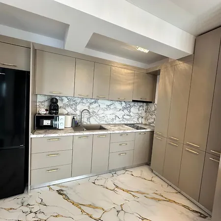 Kari Apartment