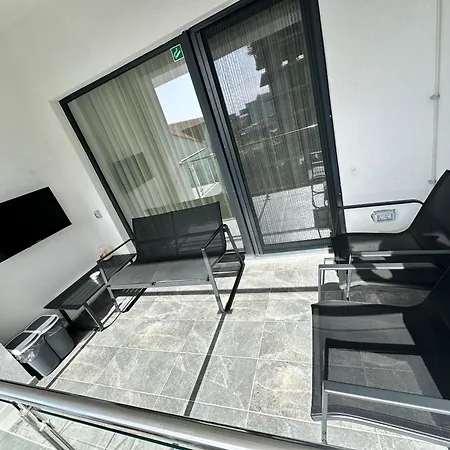 Kari Apartment Navodari