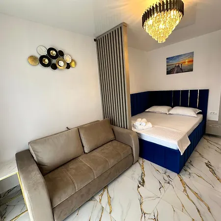 Kari Apartment